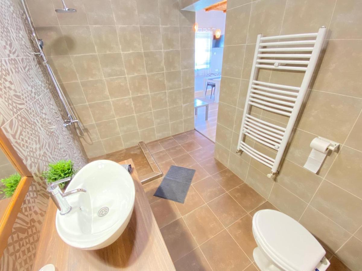 Julia Apartman Pacir Exterior foto
